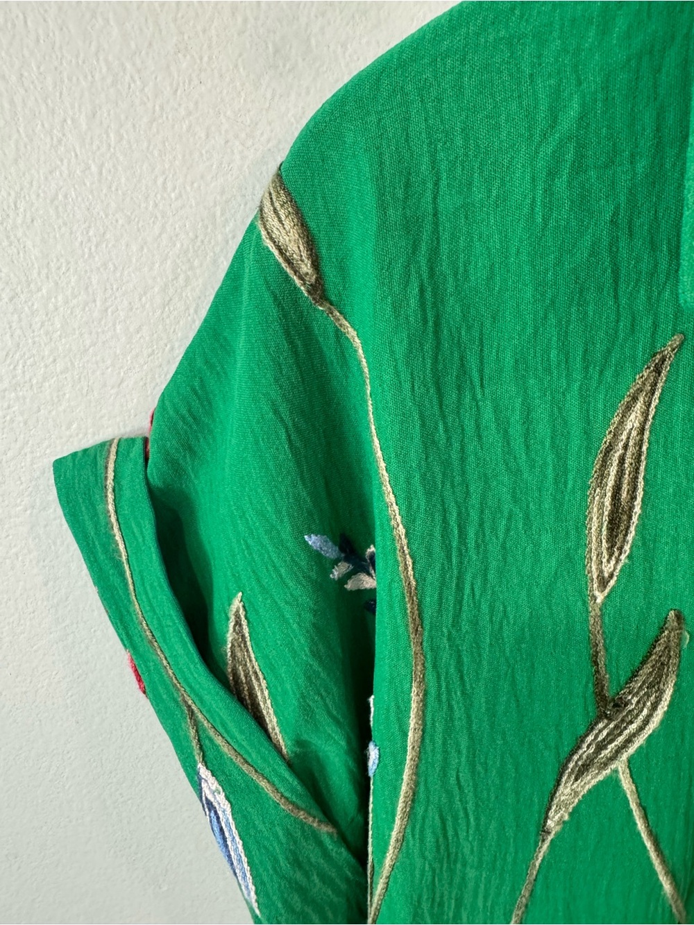 Anthropologie Green Embroidered Button-Down Shirt - Relaxed Short Sleeve Sz Lg - Picture 2 of 7